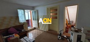 Apartament la casa, 4 camere, pretabil pentru birouri, zona Cetate - imagine 2