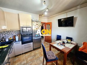 Apartament 3 camere, 111 mp utili, cu garaj, Cetate - imagine 7