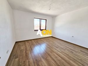 Casa tip insiruit, 4 camere, 2 bai, finisata la cheie, Cetate - imagine 13