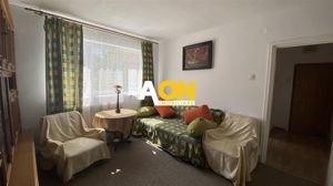 Apartament 3 camere, decomandat Cetate - imagine 3