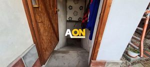 Casa de vanzare 5 camere 320 mp teren Centru zona Prefecturii - imagine 14