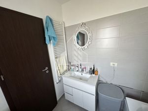 Duplex cu etaj si 5 camere la asfalt în Giroc - imagine 17