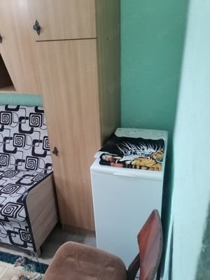 Inchiriez Garsoniera confort redus 12 m zona Gara Burdujeni  - imagine 4