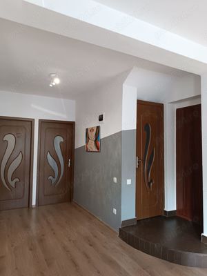 Vand apartament 3 camere - imagine 3