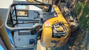 Vand miniexcavator CAT301.5 - imagine 5