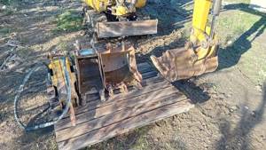 Vand miniexcavator CAT301.5 - imagine 3