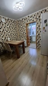 Apartament PB mare 2 balcoane langa scoala Dacia - imagine 2