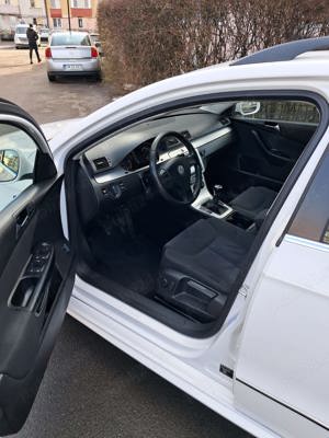 Volkswagen Passat R Line E5 - imagine 5