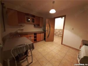 Proprietar inchiriez apartament cu 2 camere,  avand suprafata utila de 65  mp, zona dambovita - imagine 2