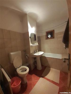 Proprietar inchiriez apartament cu 2 camere,  avand suprafata utila de 65  mp, zona dambovita - imagine 6