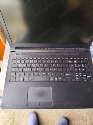 dezmembrez laptop Toshiba  - imagine 2