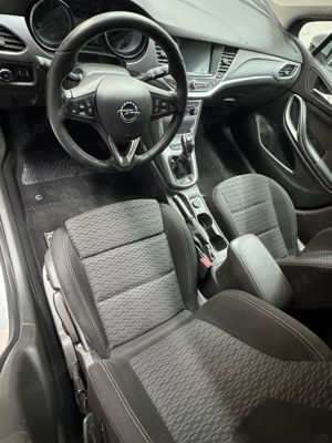 Opel astra k sport tourer