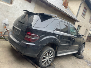 Dezmembrez Mercedes ML 320 4Matic 2009 cutie in stare perfecta 7G preturi foarte bune ! - imagine 1