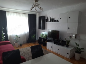 Vând apartament 3 camere în Micalaca