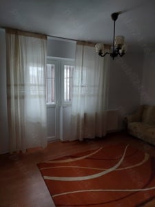 Închiriez apartament 