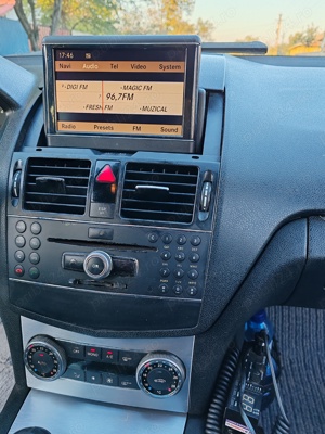 Mercedes c220 cdi an 2009 - imagine 8