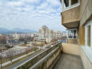 Apartament 2 camere in Deva, zona Lido, Bld. Decebal, 55 mp, decomandat, etaj 5, lift... - imagine 19