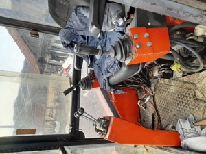 vând miniexcavator  de 2.4 tone Yanmar  - imagine 3