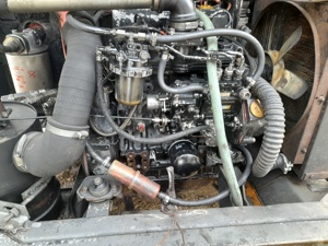 vând miniexcavator  de 2.4 tone Yanmar  - imagine 5