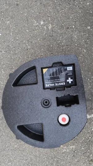 Spumă roată rezervă NISSAN QASHQAI J10 + pulbere + trusă