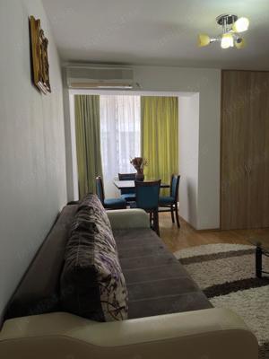 Apartament 2 camere, central, mobilat complet   Mutare imediată! - imagine 3