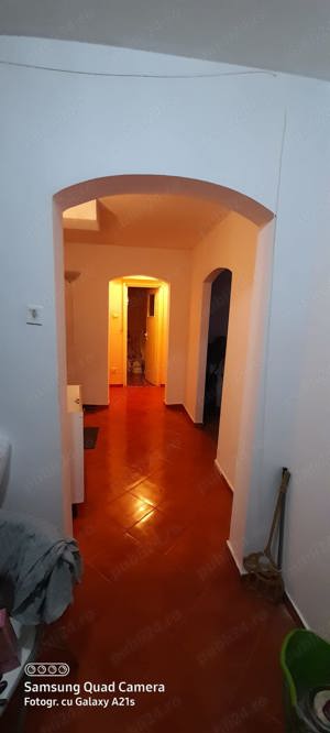 Vand apartament cu 3 camere - imagine 2