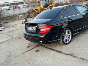 Vând Mercedes Benz C320 ,2008 impecabil - imagine 4