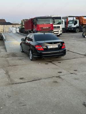 Vând Mercedes Benz C320 ,2008 impecabil - imagine 9
