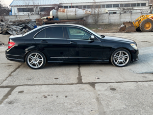 Vând Mercedes Benz C320 ,2008 impecabil - imagine 8