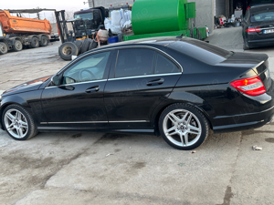 Vând Mercedes Benz C320 ,2008 impecabil - imagine 6