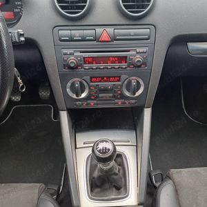 Audi a3 2.0 tdi 140 cai s line ,xenon,piele alcantara,pilot Import Germania  - imagine 9