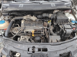 Dezmembrez Skoda Fabia 2  - imagine 1