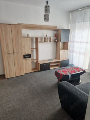 Închiriez apartament cu 2 camere - imagine 6