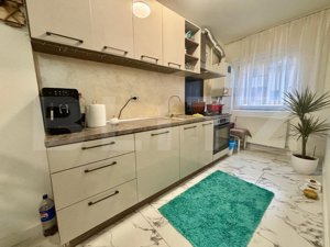 Apartament 2 camere, 40mp, etaj intermediar, parcare, zona Eroilor - imagine 4