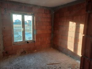 De vanzare duplex in Mosnita Noua, zona Lidl - Mega Image 130000 euro - imagine 2