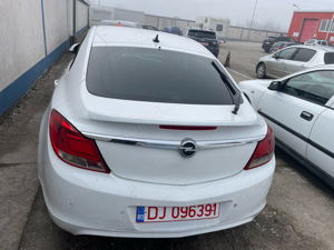 Opel insignia dissel 2.0  2011 impecabila