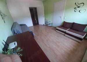 Apartament cu o camera, strada Oasului, cartier Iris, mobilat si utilat complet, centrala proprie AC - imagine 2