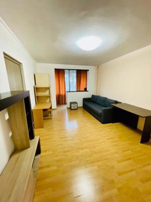 Apartament 2 camere langa metrou 1 Decembrie - imagine 2