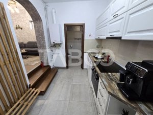 Apartament functional in regim hotelier 4 camere terasa parcare Sibiu - imagine 8