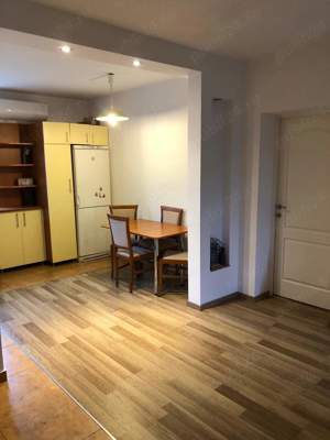 Apartament cu 4 camere, zona ultracentrala  - imagine 4