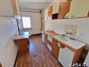 Apartament 3 camere, situat în Târgu Jiu, Str.Corneliu Coposu (Central) - imagine 6