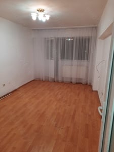 Apartament de vanzare sau pentru inchiriere - imagine 3