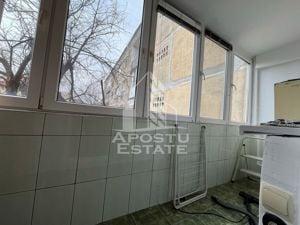 Apartament cu 4 camere, decomandat, 2 bai, langa Spitalul Judetean - imagine 6