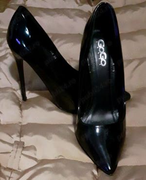 pantofi negri lac marimea 36