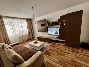 Apartament de 3 camere, decomandat, 65 mp, zona Berceni 