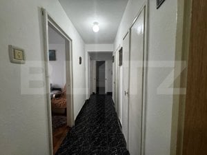 Apartament de vazare, cu 4 camere, 90 mp + balcoane, zona Lama, etaj intermediar - imagine 4