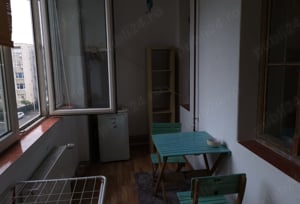 apartament cu 2 camere de vanzare cu vedere in piata victoriei in cladire istorica  - imagine 6