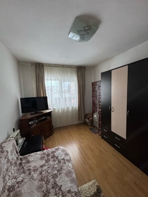 apartament 3 camere 2 bai  - imagine 9