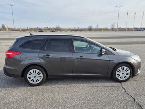 Vand ford focus ,an 2018 ,motor 1.0l  benzina ,125 cp - imagine 2