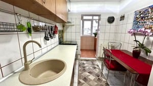 Vând apartament 3 camere zona Paltiniș, Ploiești  - imagine 9